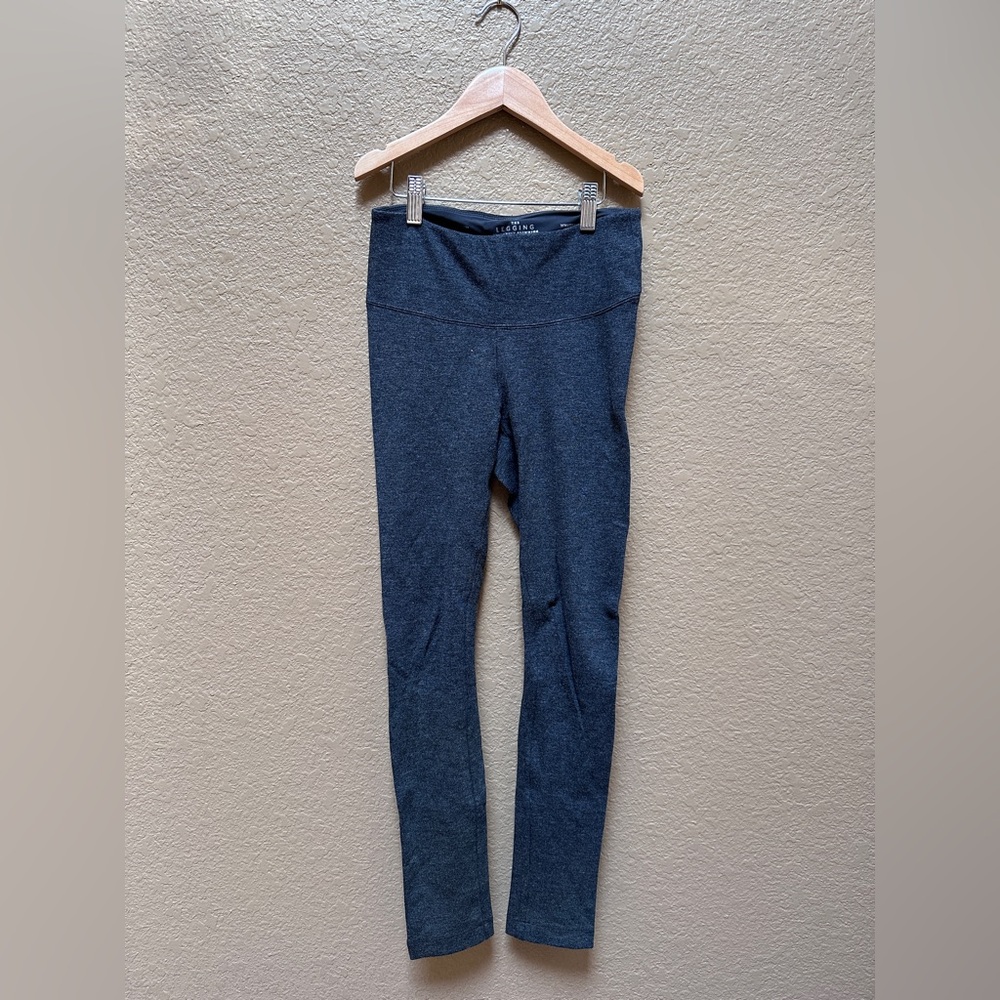 White House Black market Gray The Instantly Slimming Legging